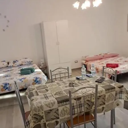Center Regina Elena 49 Queen شقة